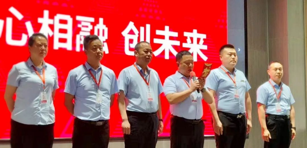 趣味运动结伴同行 | 龙海达物流趣味运动会