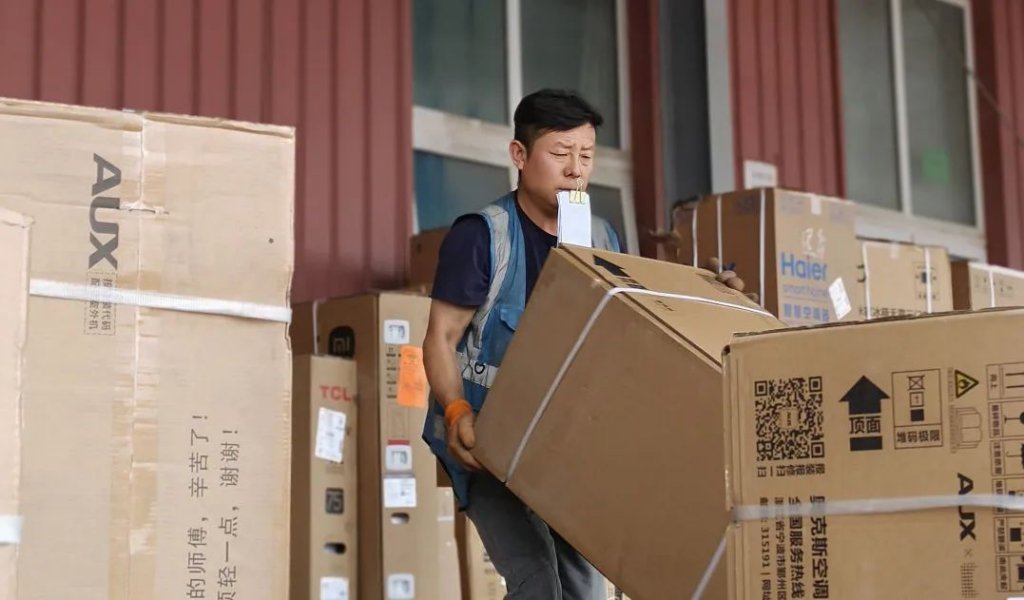 红六月 我们·不负所托