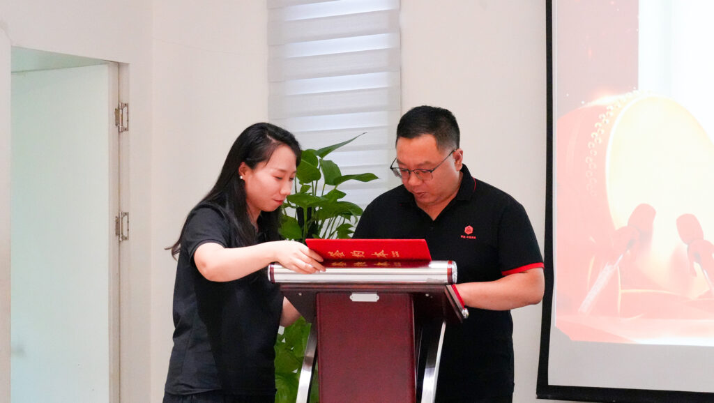 提质效・开新局 | 龙海达物流2025年度年中会议圆满召开