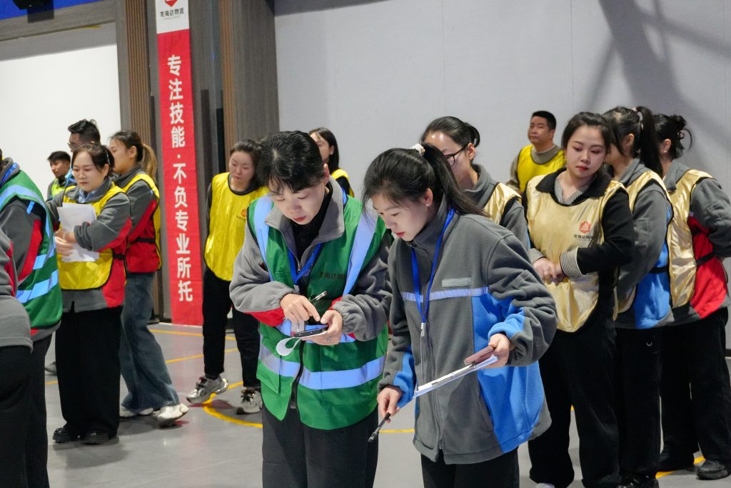 安全护航 共筑防线 | 龙海达物流2025年安全主题活动