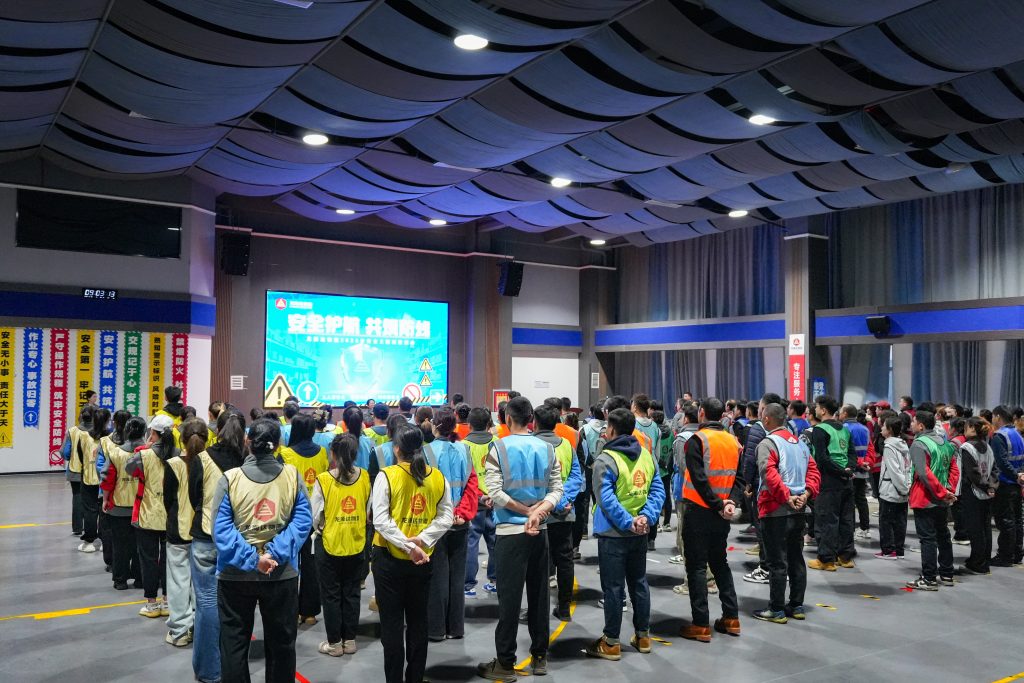 安全护航 共筑防线 | 龙海达物流2025年安全主题活动