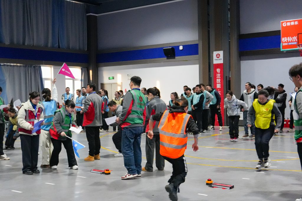 安全护航 共筑防线 | 龙海达物流2025年安全主题活动